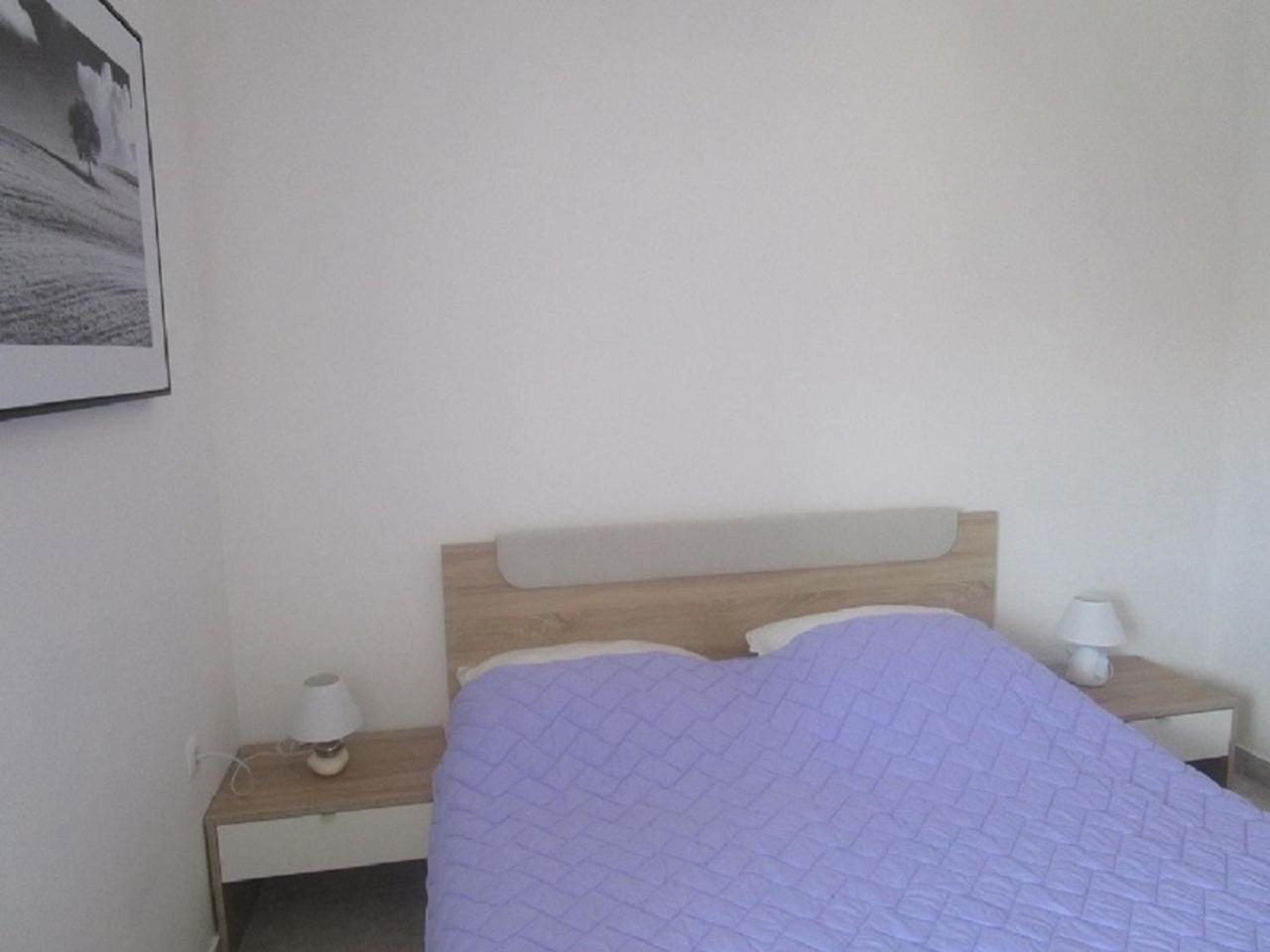 Vuk Apartman سينج الغرفة الصورة